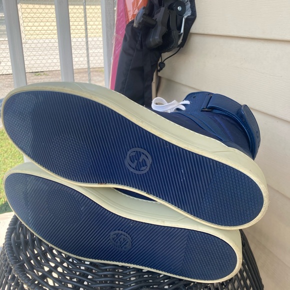 Men's Blue High-Top Sneakers - Picture 3 of 4